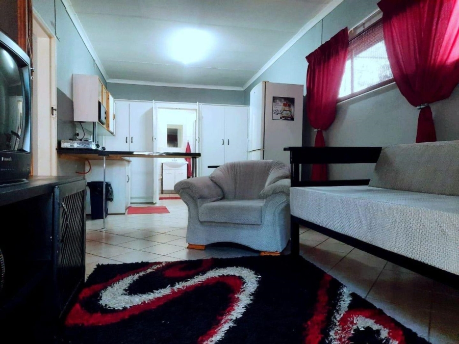  Bedroom Property for Sale in Wilkoppies North West